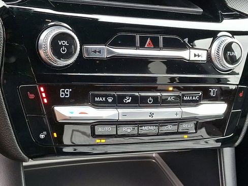 Used 2021 Ford Explorer ST w/ ST Street Pack image 24