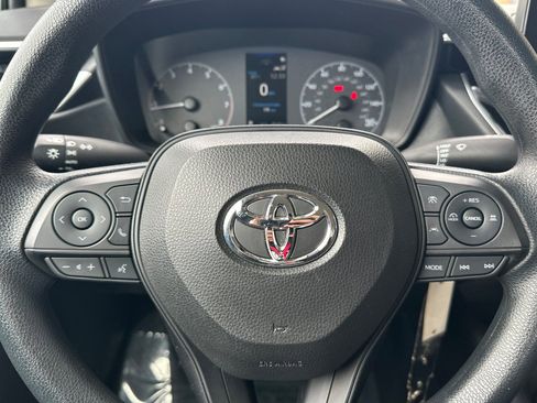 Certified 2023 Toyota Corolla LE image 22
