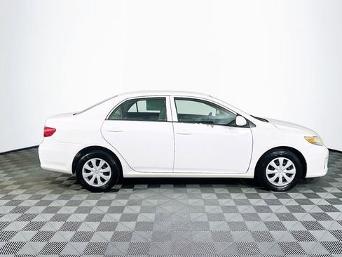 Used 2012 Toyota Corolla L FWD image 9
