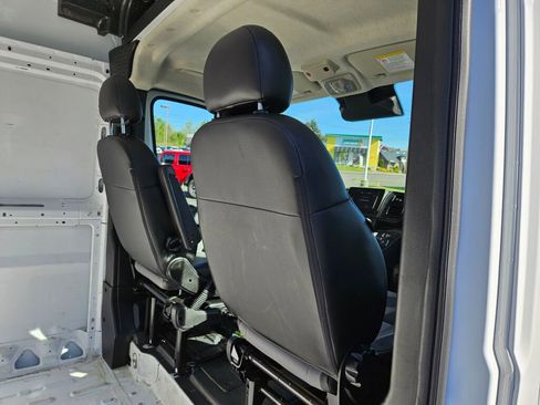 Used 2024 RAM ProMaster 2500 w/ Convenience Group FWD image 15