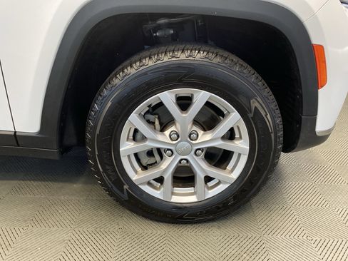 Used 2021 Jeep Grand Cherokee L Limited image 51