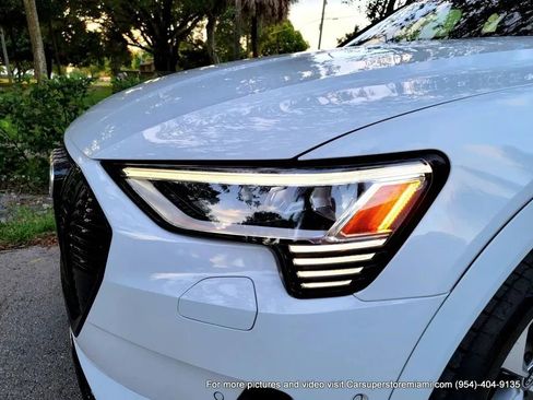 Used 2021 Audi e-tron Premium Plus w/ Premium Plus Package image 63