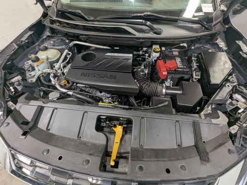 Used 2023 Nissan Rogue S AWD/4WD image 26