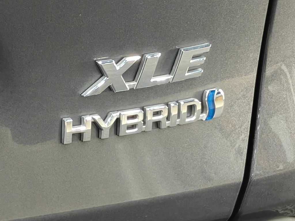 Used 2024 Toyota RAV4 XLE w/ Convenience Package AWD/4WD image 41