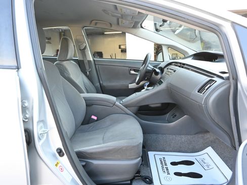Used 2010 Toyota Prius One image 23