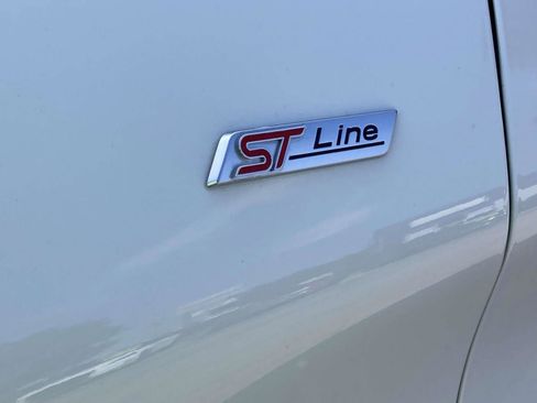 Used 2025 Ford Explorer ST-Line w/ Premium Package RWD image 13