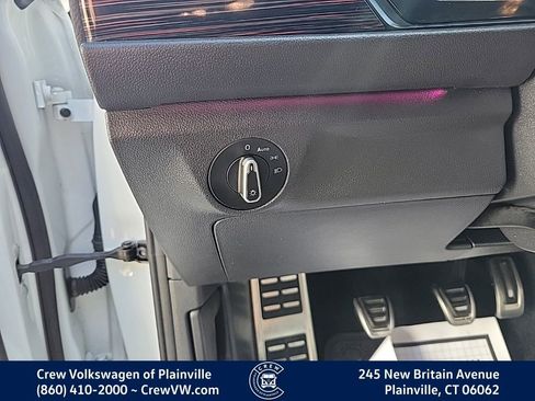 Certified 2023 Volkswagen Jetta GLI Autobahn FWD image 39