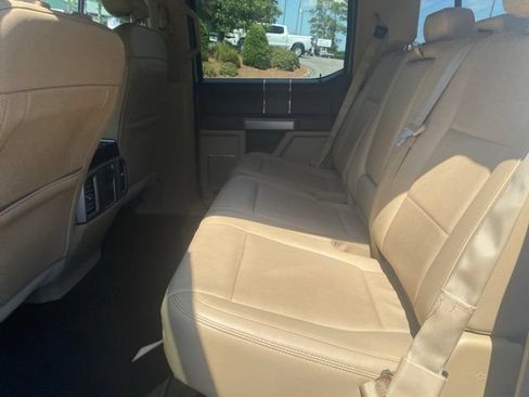 Used 2017 Ford F250 Lariat w/ Lariat Ultimate Package AWD/4WD image 11