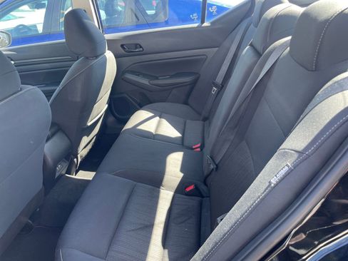 Used 2025 Nissan Altima 2.5 SV image 24