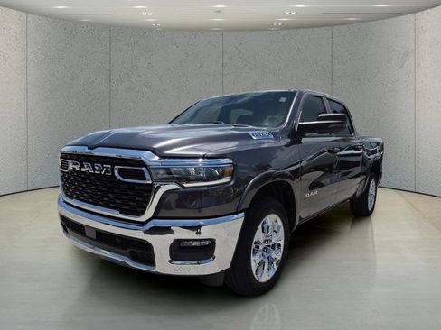 Used 2025 RAM 1500 Big Horn AWD/4WD image 11