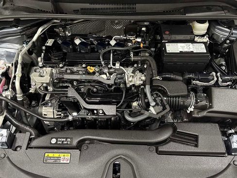 Certified 2024 Toyota Corolla SE image 30