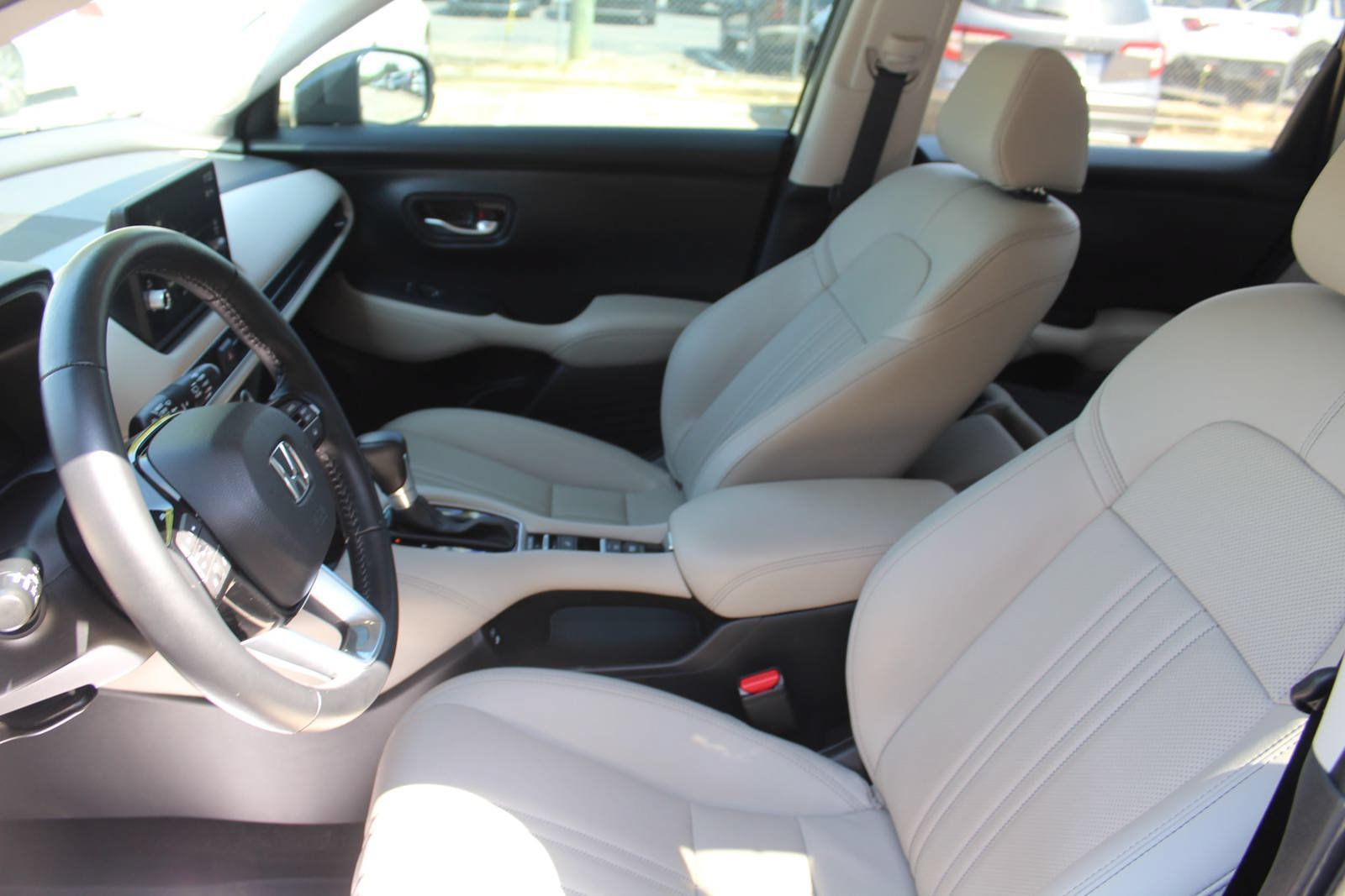 Used 2026 Honda HR-V EX-L image 24