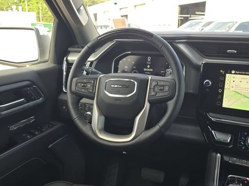 Used 2026 GMC Sierra 1500 Denali w/ Technology Package AWD/4WD image 38