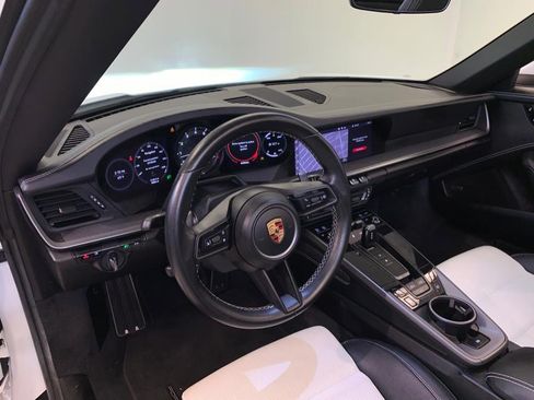 Used 2020 Porsche 911 Carrera 4S AWD/4WD image 20