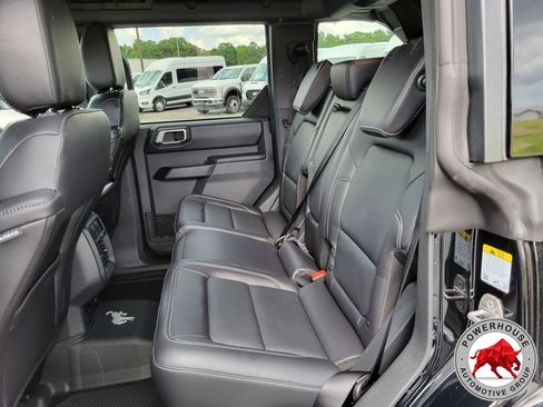 Used 2025 Ford Bronco Outer Banks w/ Sasquatch Package AWD/4WD image 15