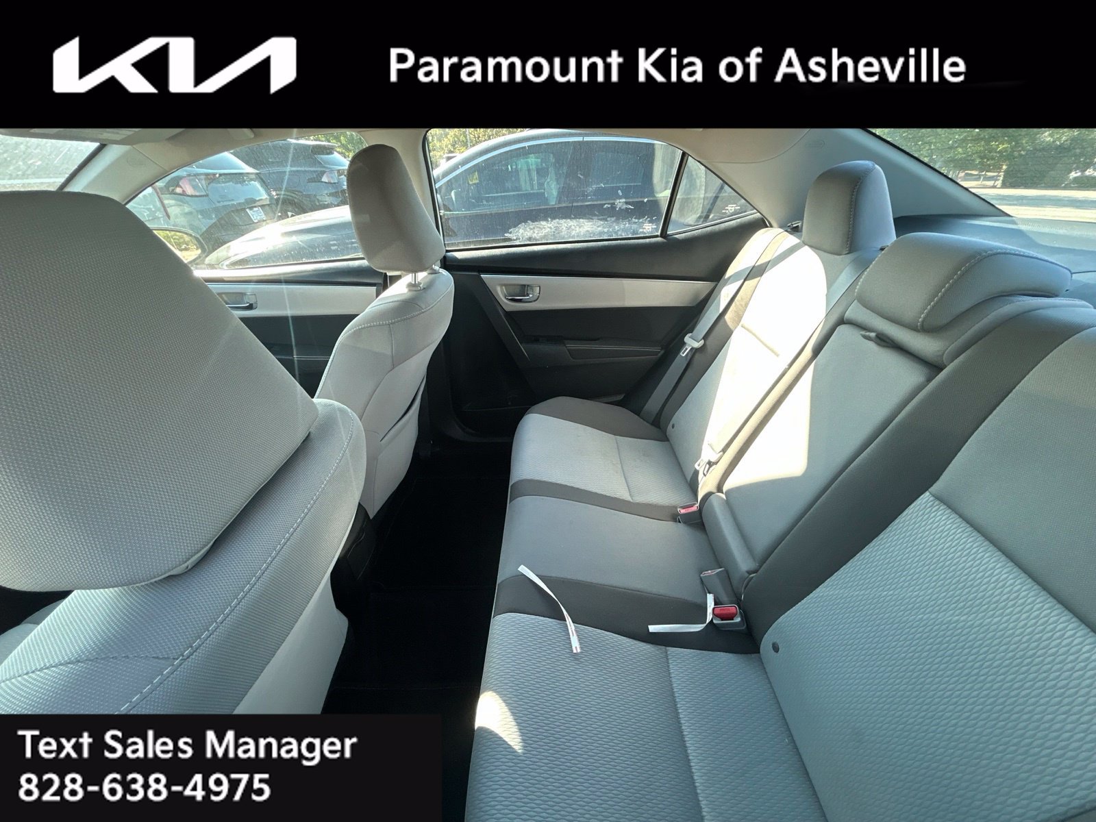 Used 2017 Toyota Corolla LE FWD image 7