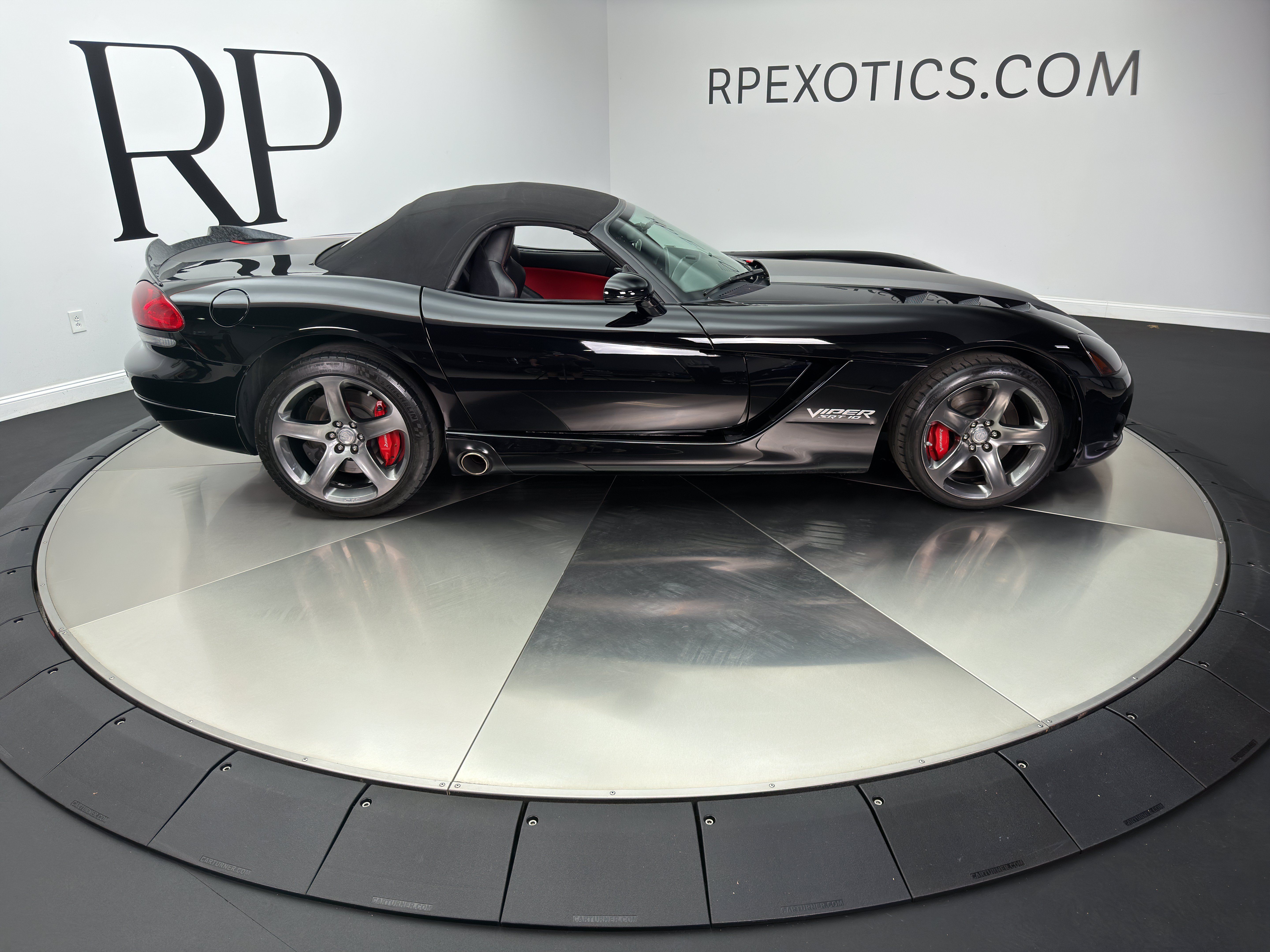 Used 2008 Dodge Viper SRT-10 w/ Protection Group RWD image 16