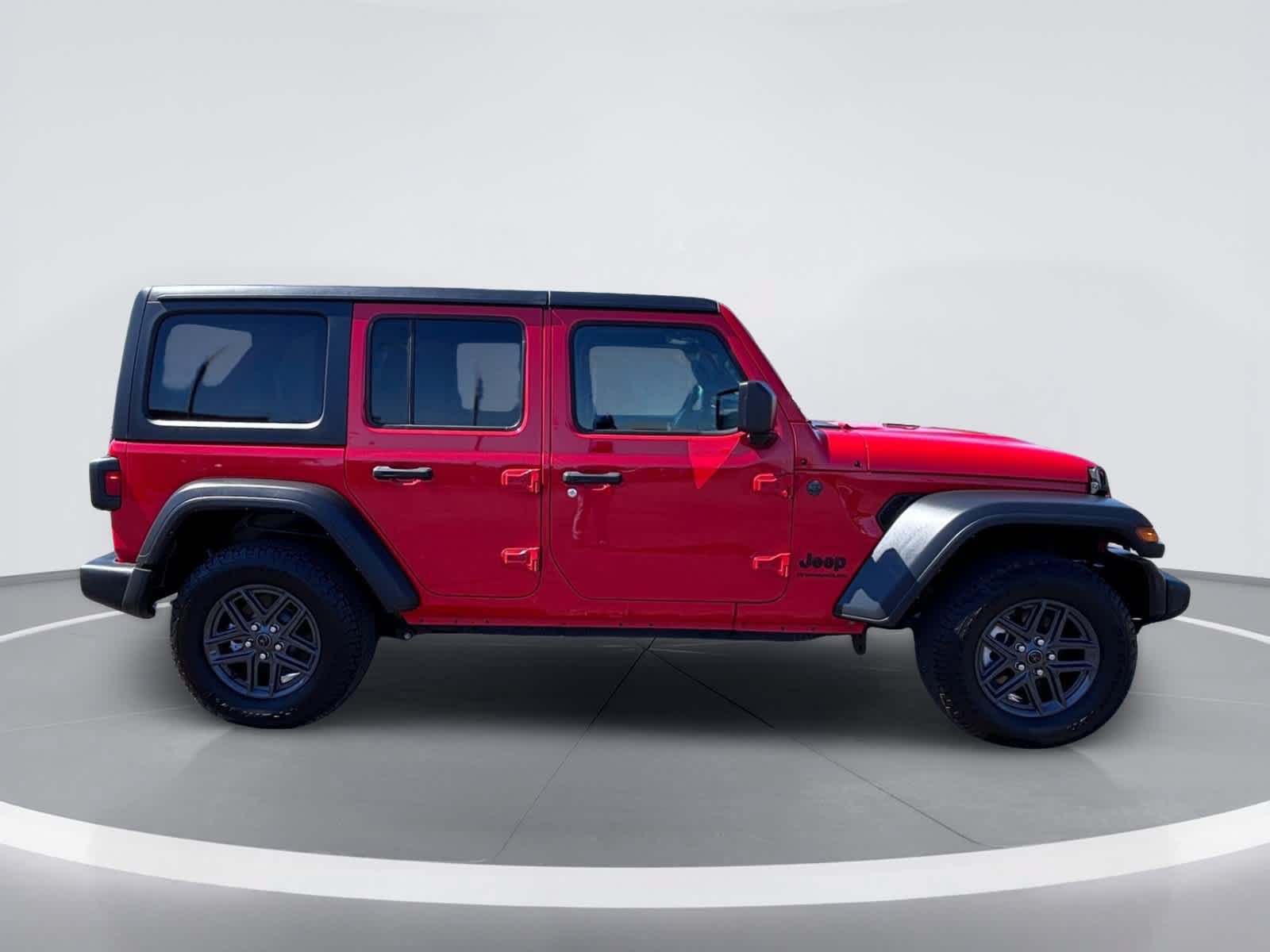 Used 2024 Jeep Wrangler Unlimited Sport AWD/4WD image 10