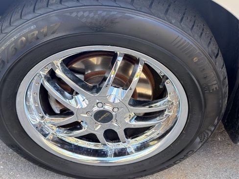 Used 2008 Chrysler Sebring Touring FWD image 16