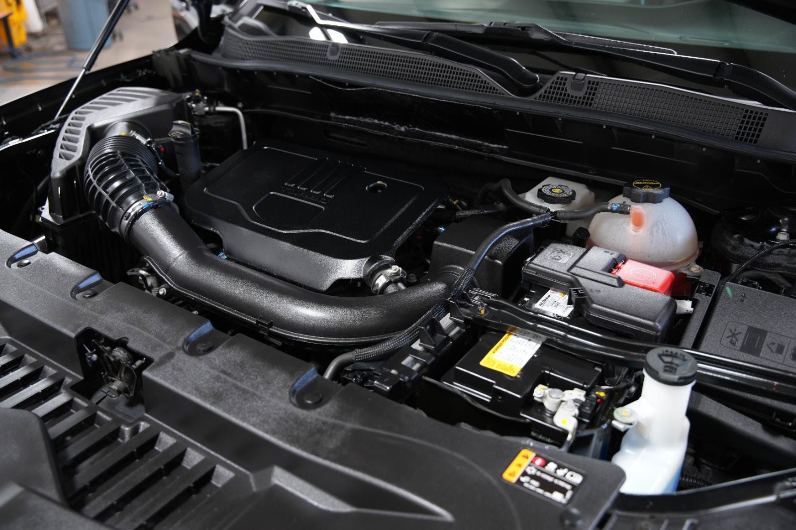 Used 2025 Chevrolet Blazer LT AWD/4WD image 14