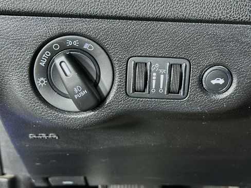 Used 2022 Dodge Charger GT RWD image 16