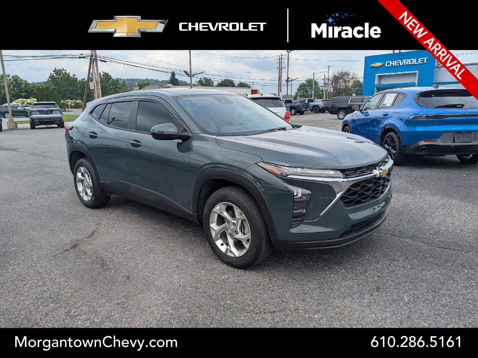 Used 2025 Chevrolet Trax LS w/ LS Convenience Package FWD image 1