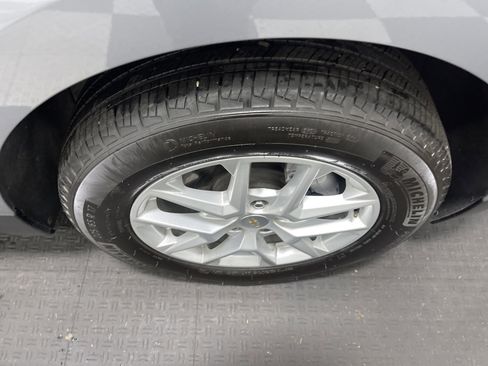 Used 2024 Chevrolet Equinox LT w/ LPO, Floor Liner Package image 27