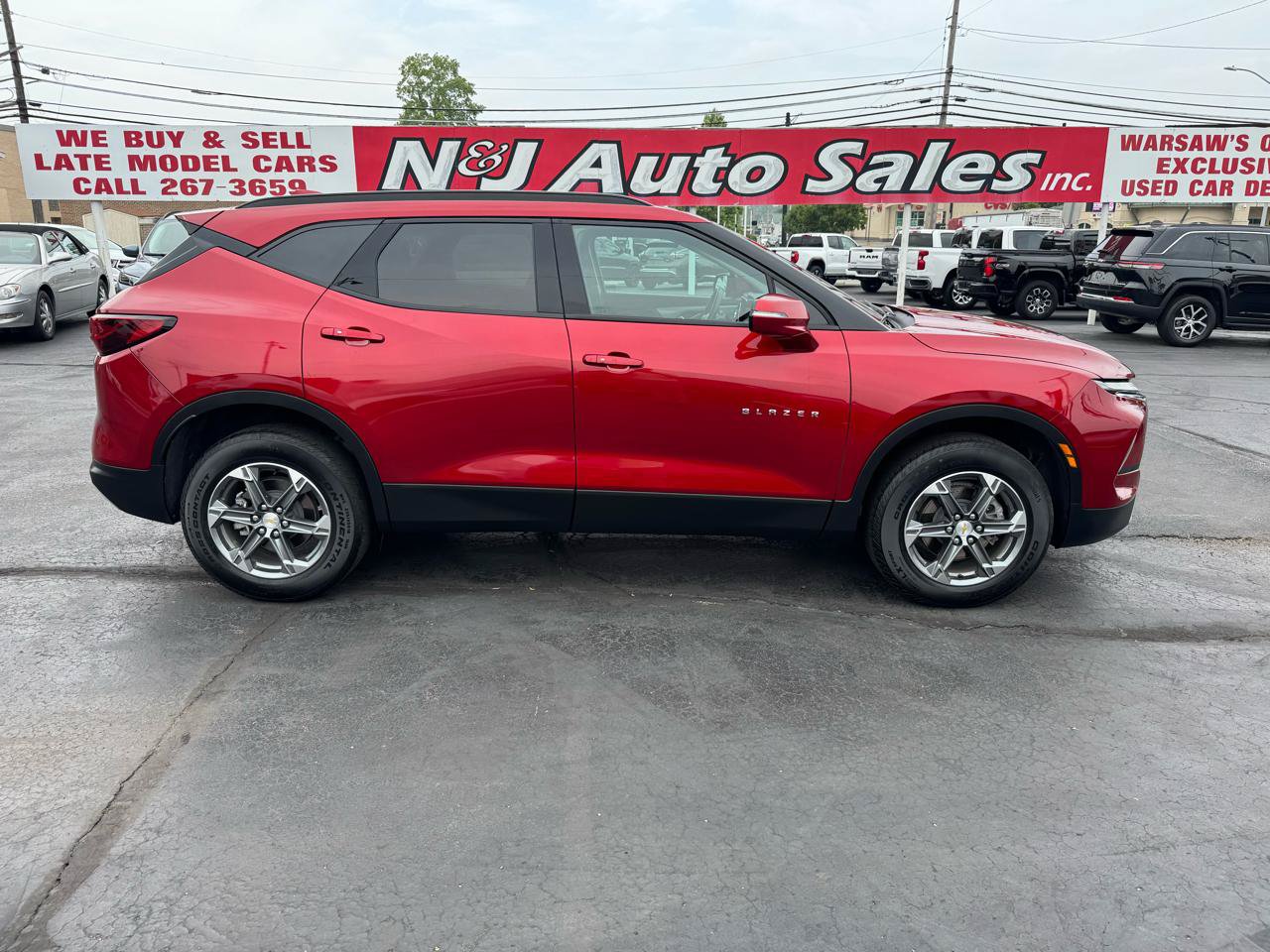 Used 2024 Chevrolet Blazer LT FWD image 5