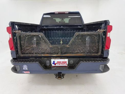 Used 2021 Chevrolet Silverado 1500 Custom RWD image 39