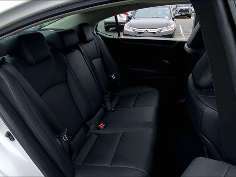 Certified 2025 Lexus ES 350 w/ Premium Package image 20