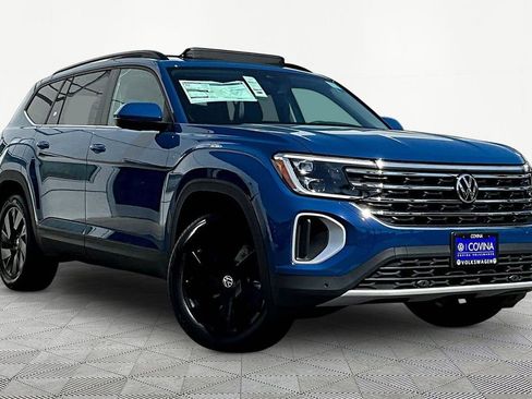 New 2026 Volkswagen Atlas SE FWD image 1