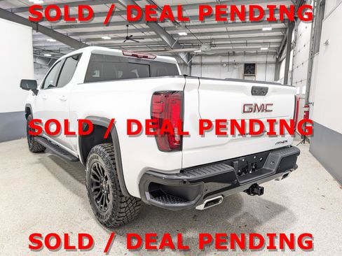 Used 2023 GMC Sierra 1500 AT4X AWD/4WD image 5