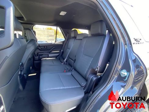New 2026 Toyota 4Runner TRD Off-Road Premium AWD/4WD image 24