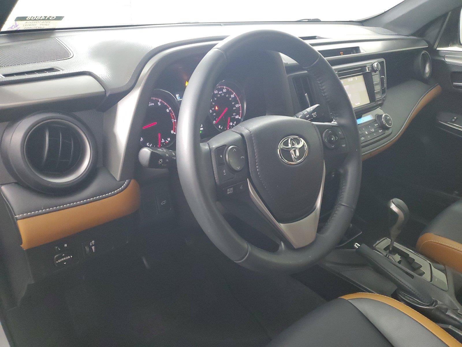 Used 2016 Toyota RAV4 SE FWD image 24