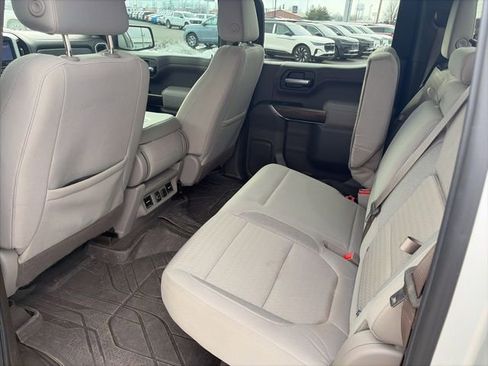 Used 2019 Chevrolet Silverado 1500 LT Trail Boss w/ Convenience Package image 11