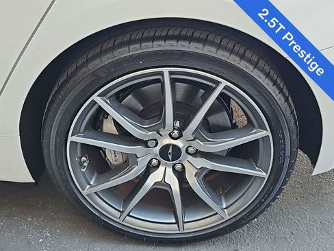 Used 2026 Genesis G70 2.5T Prestige RWD image 12