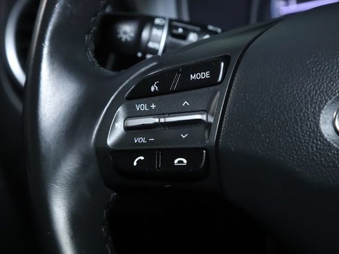 Used 2020 Hyundai Kona Limited AWD/4WD image 23