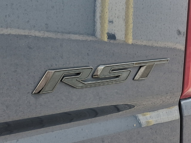 Used 2022 Chevrolet Silverado 1500 RST AWD/4WD image 29