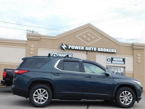 Used 2019 Chevrolet Traverse LT AWD/4WD image 5