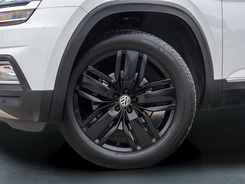 Used 2018 Volkswagen Atlas SEL image 4