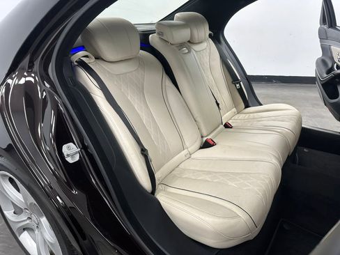 Used 2015 Mercedes-Benz S 550 4MATIC Sedan image 36