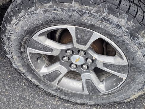 Used 2019 Chevrolet Colorado Z71 image 9