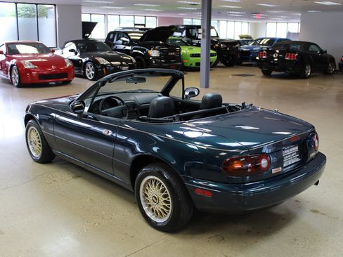Used 1996 MAZDA MX-5 Miata image 27