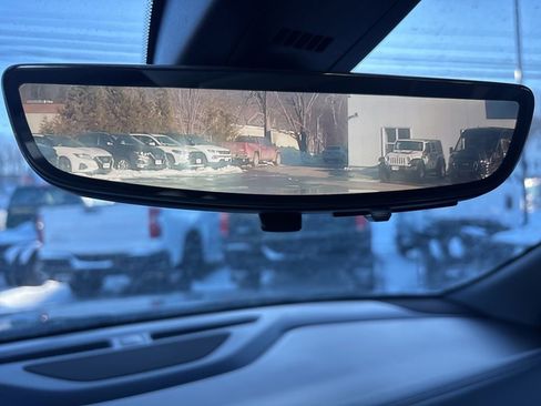 Certified 2020 Chevrolet Blazer LT w/ Sound & Technology Package image 35