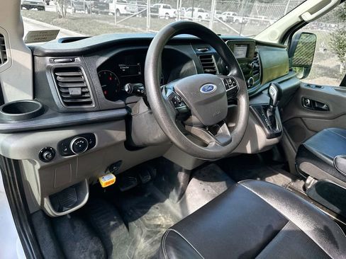 Used 2022 Ford Transit 350 DRW RWD image 29