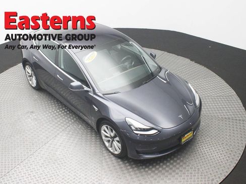 Used 2018 Tesla Model 3 Long Range AWD/4WD image 3