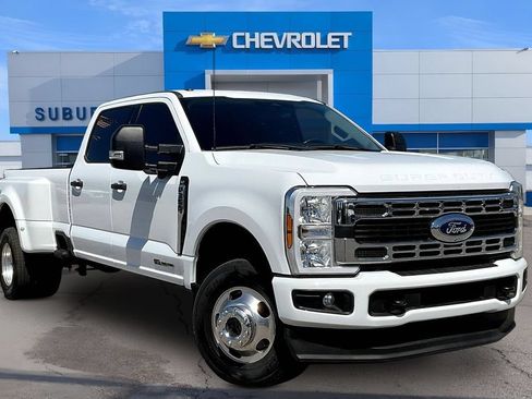 Used 2024 Ford F350 XLT w/ 360-Degree Camera Package AWD/4WD image 2