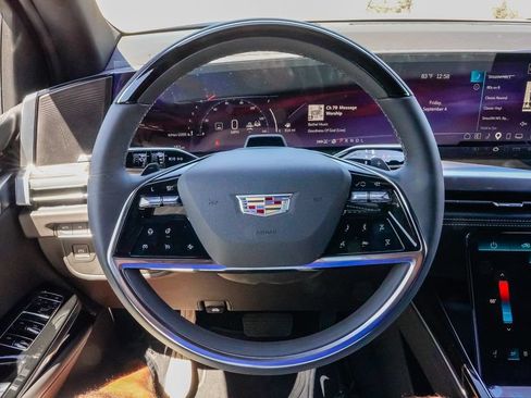 New 2026 Cadillac Escalade ESV 4WD image 15