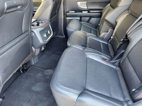 Used 2025 Ford Expedition Max Platinum image 39