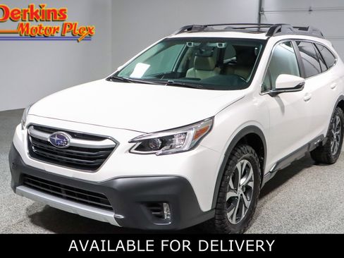 Used 2020 Subaru Outback Limited image 1